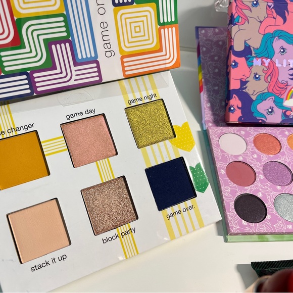 Makeup Bundle set - Picture 2 of 7